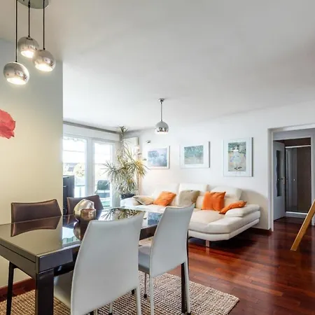 L'avant Scene Furnished Flat Annecy