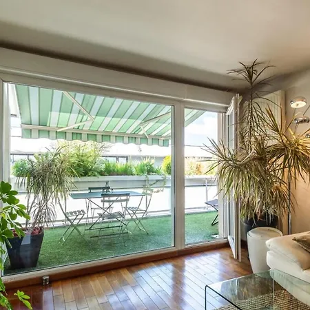 Apartamento L'avant Scene Furnished Flat *