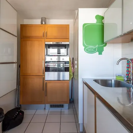 L'avant Scene Furnished Flat